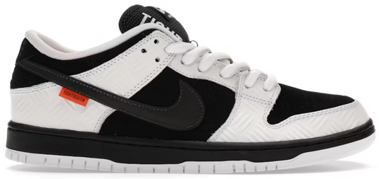 Nike SB Dunk Low TIGHTBOOTH